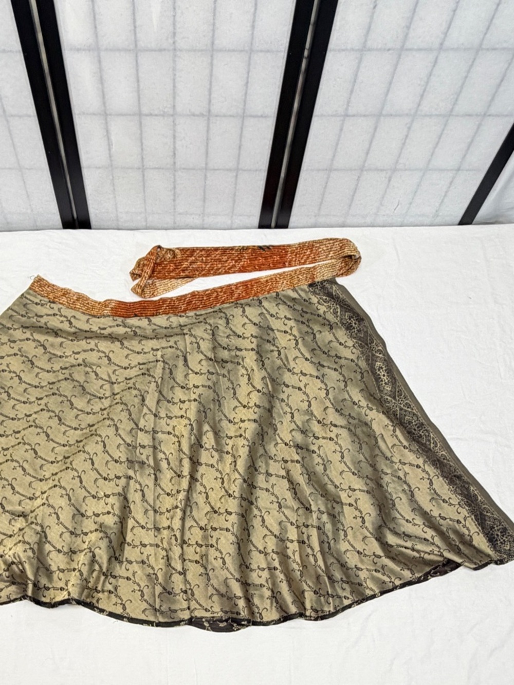 Reversible Wrap Midi Skirt 2 Sides Sari Style Rust Gold Black OS Exotic Carefree - Picture 7 of 11